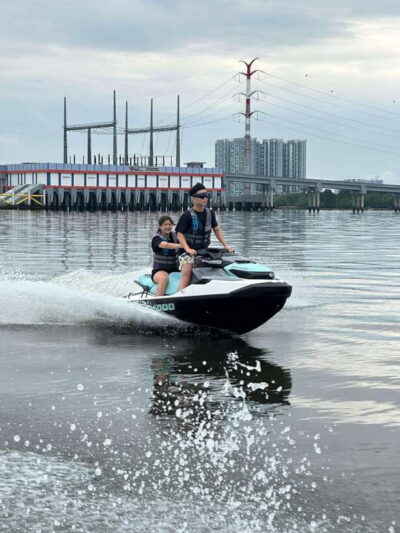 Johor Bahru : Seadoo JetSki 30mins Self Ride Tour (Double)