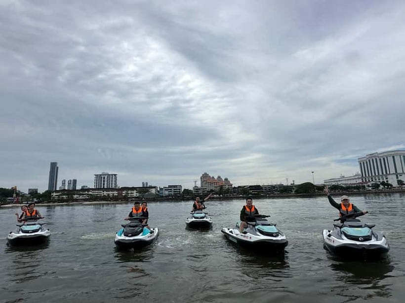 Johor Bahru : Seadoo JetSki 60mins Self Ride Tour(Single) - Reaching Teluk Jawa and the seafood question