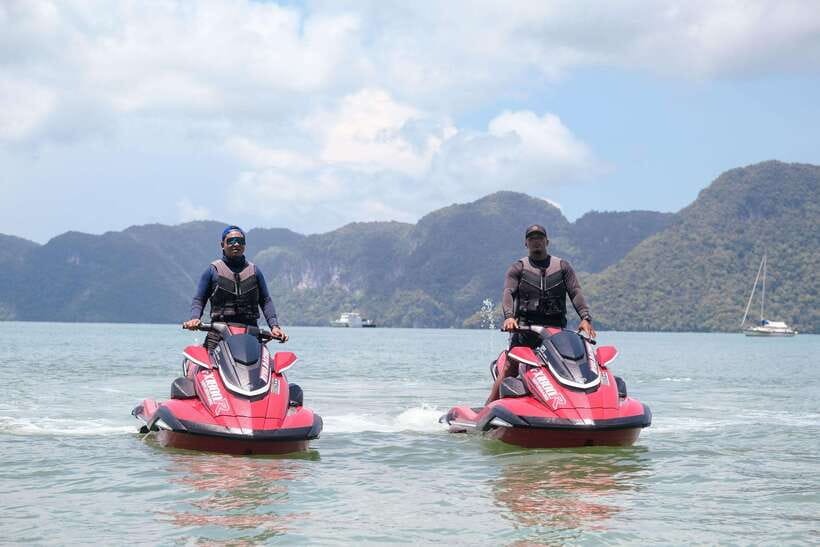 Langkawi: Jet Ski Adventure at Cenang Beach (30/45/60 Min) - Should you book the Cenang Beach jet ski ride?