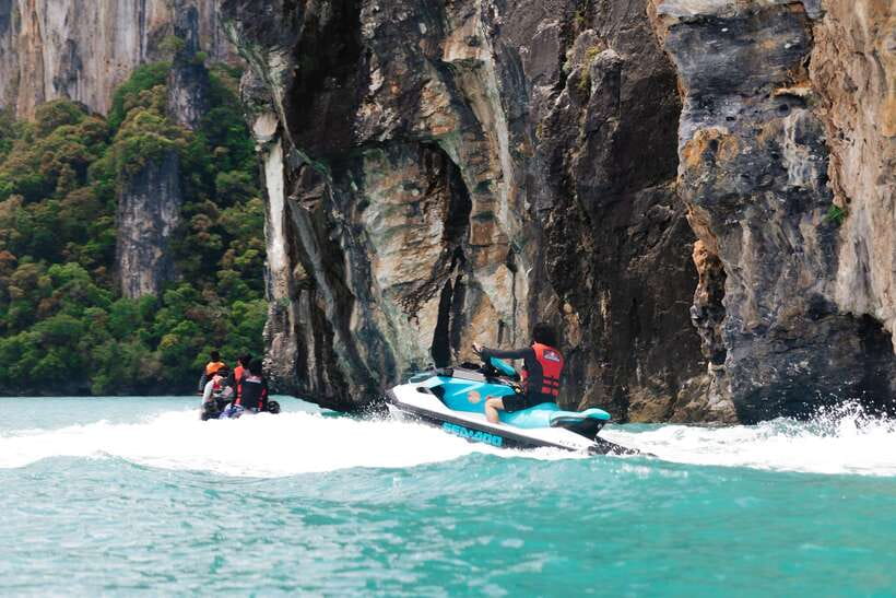 Langkawi: Jet Ski and Parasailing Tour - Fjord Eco Marine Park and the eagle-feeding spot