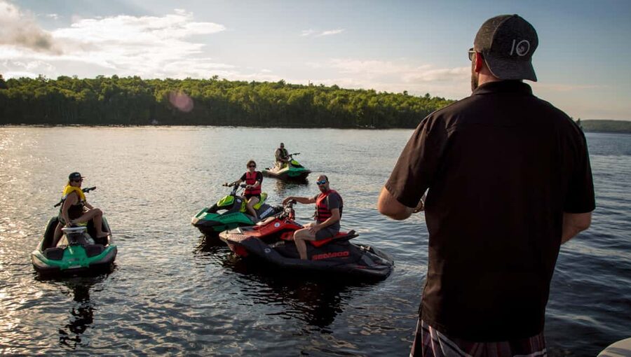 Laurentians: Jetski experience - Planning the visit around your day