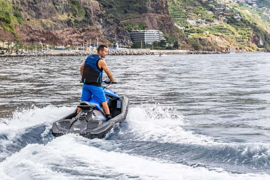 Madeira: Calheta Jet Ski Rental - What happens during the 30-minute ride