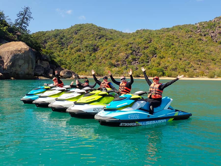 Magnetic Island: 5 Beach Bay Jet Ski Tour - What happens from the Horseshoe Bay office