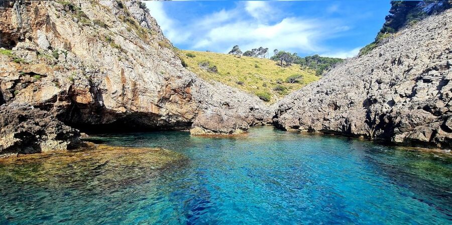 Mallorca Alcudia: Jack Sparrow Cave Jet Ski Tour - From Port d’Alcudia to Jack Sparrow Cave