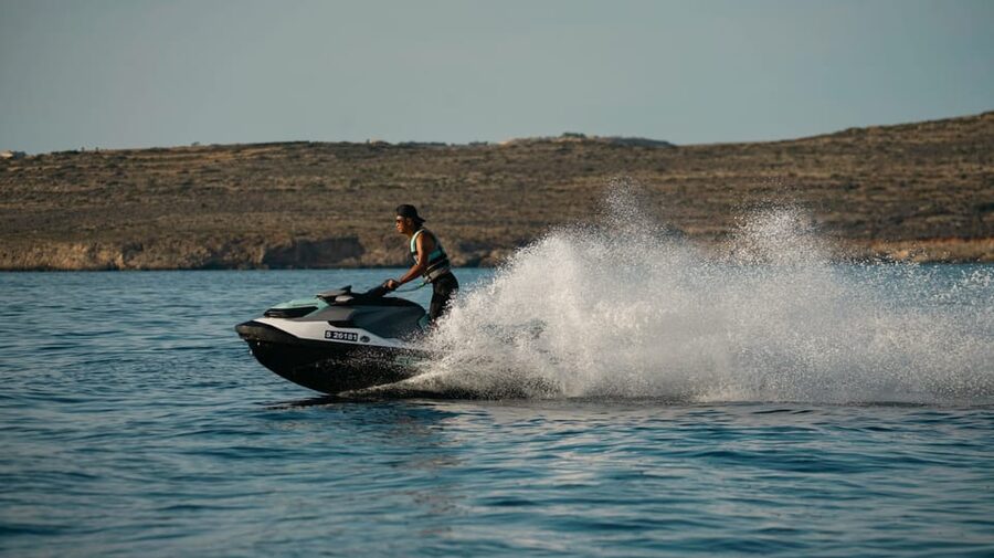 Mellieha: Jet Ski Rental with Safety Boat - Choosing between the Sea-Doo GTX models