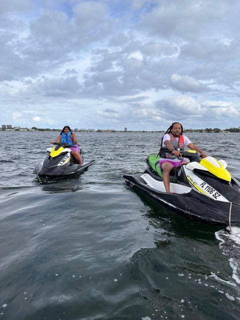 Miami Beach Jetskis + Free Boat Ride - Group size, languages, and staff contact