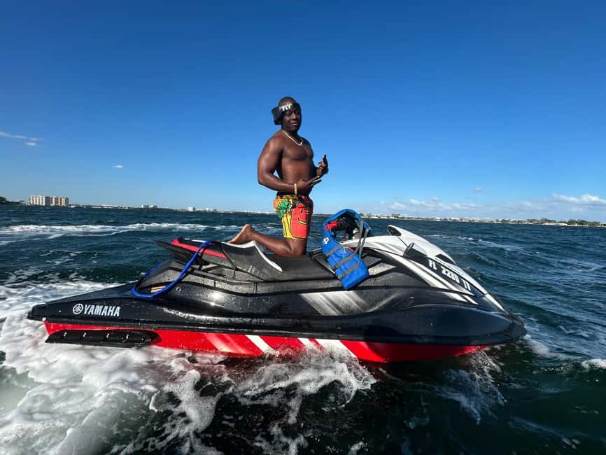 Miami: Biscayne Bay Jet Ski Rental & Free Boat Ride - One hour of speed on Biscayne Bay