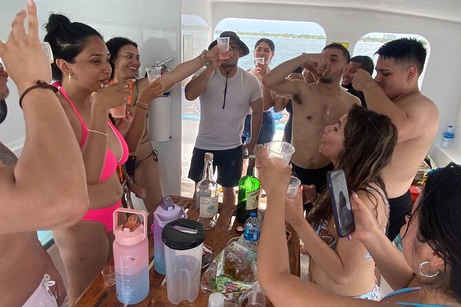 Miami Catamaran & Watersports: Jet Ski, Banana Boat & Drinks - The Miami views along the route