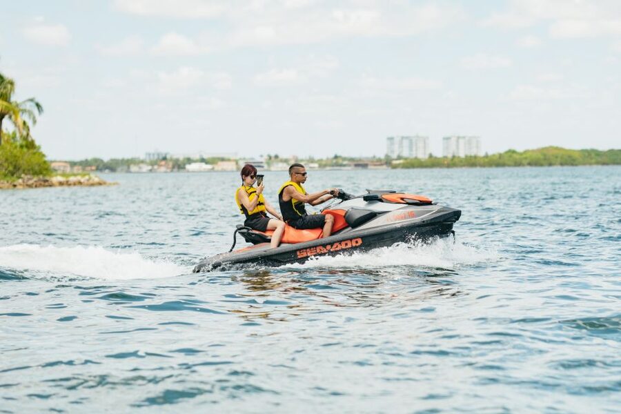 Miami: Jet Ski Rental in Biscayne Bay - Leaving Sea Isles Marina at 1635 N Bayshore Drive