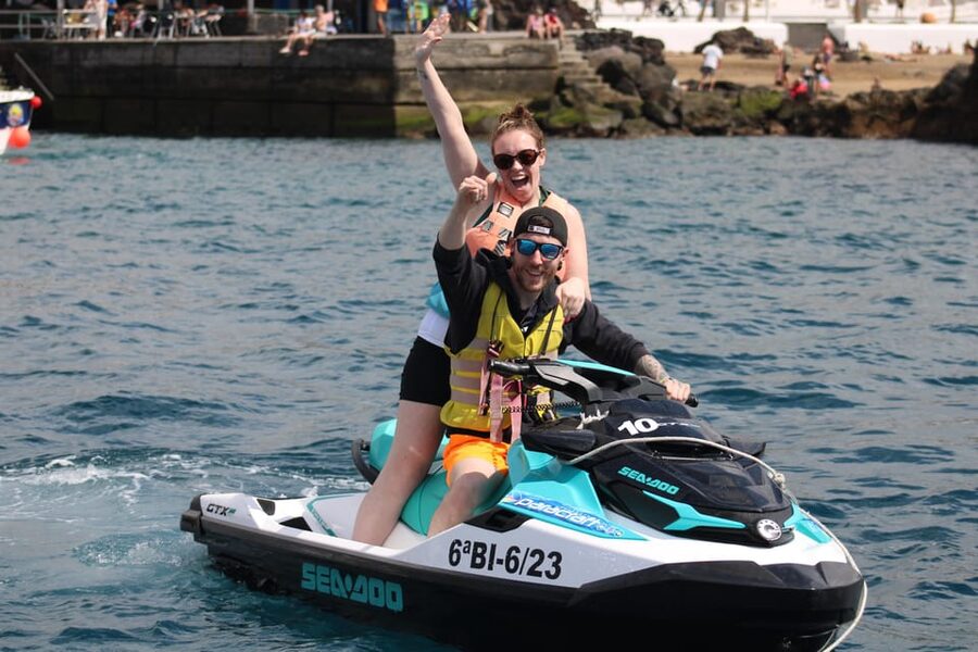 PACK DUO Lanzarote: Buggy and Jet Ski Adventure - The 20-minute jet ski ride at Playa Chica