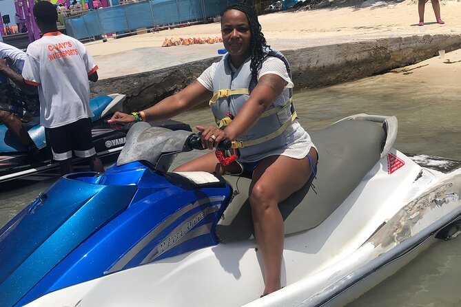 Parasailing & Jetski Water Activities in Montego Bay - Lunch is not part of the $135 price