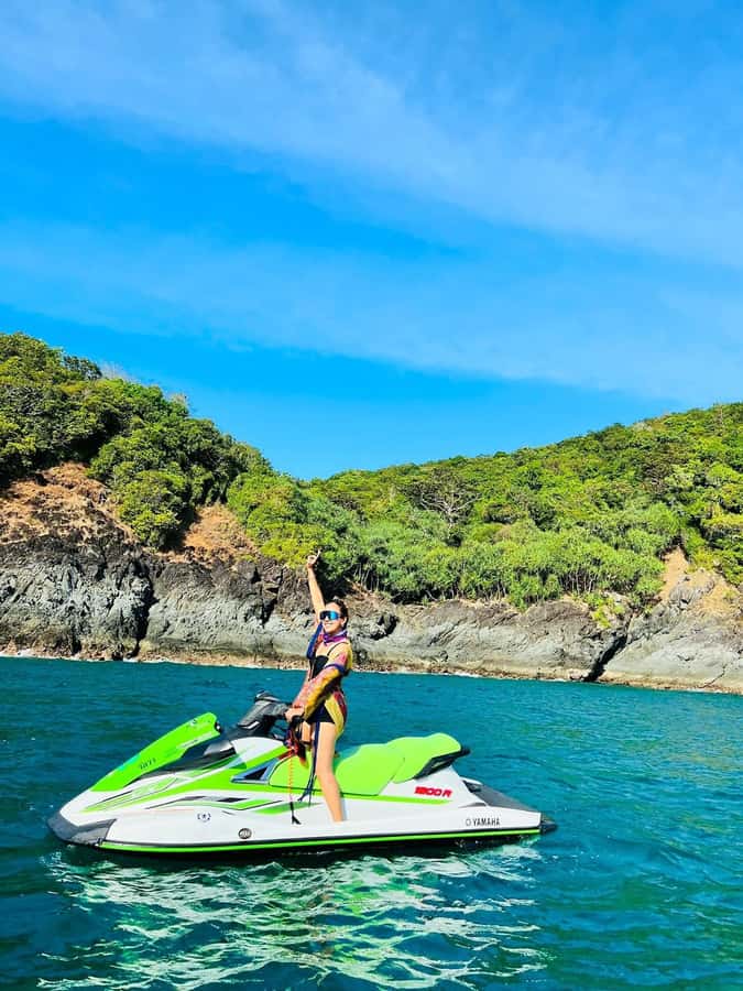 Phuket: E-jetski and water sports patong for rent and tour - Why the 60-minute session may offer better value