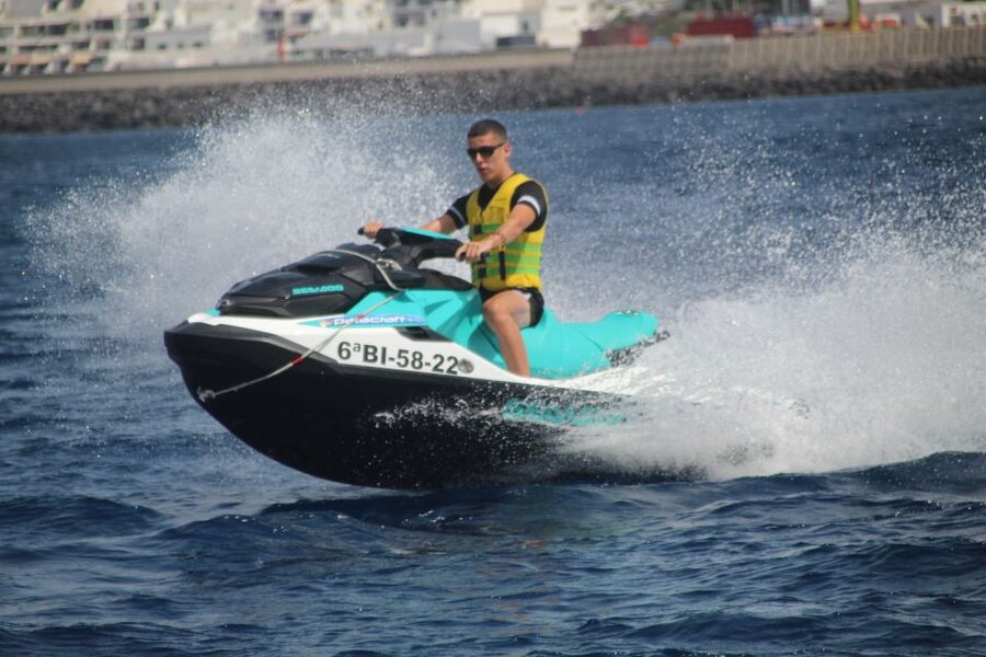 Puerto del Carmen: Single or Double Jet Ski Rental - How safe and beginner-friendly is it?