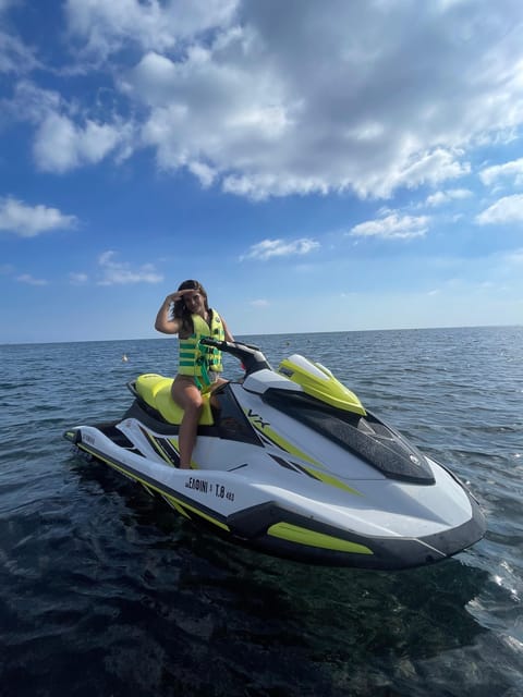 Santorini: Jet Ski Rental Perissa, Perivolos and St. George - A fast ride along Santorini’s south coast