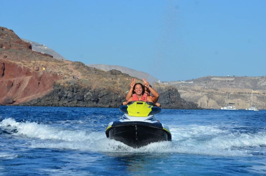 Santorini: Jet Ski Rental Perissa, Perivolos and St. George - What the equipment and support include