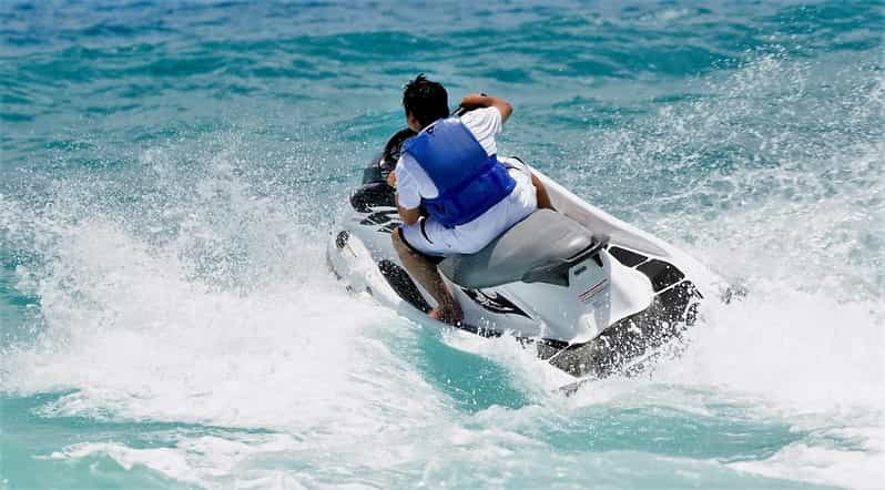 St. Julian's: Jet Ski Rental in St. George's Bay - What happens before you start the engine