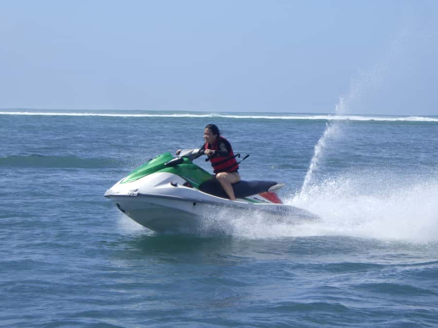Triple Package Self Drive Jet Ski, Banana & Parasailing - The 15-minute self-drive jet ski session