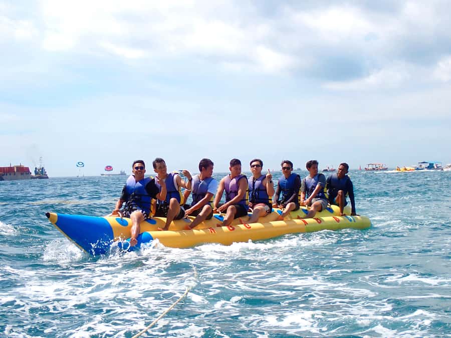 Ubud Zipline & Watersport (Jetski, Parasailing, BananaBoat) - At the coast: three short bursts of action