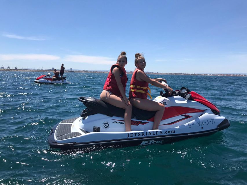 Valencia: Jetski experience with Guide - Riding the open water with a guide